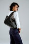 Vince Camuto Bolso de Mano Black Elegante y Versátil para Mujer, Bolso Negro de Piel de Polivinilo con Amplio Espacio Interior y Múltiples Bolsillos